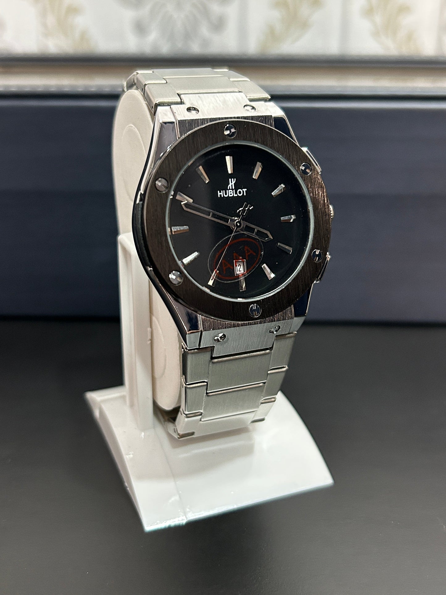 Hub Black Dial & Silver Chain