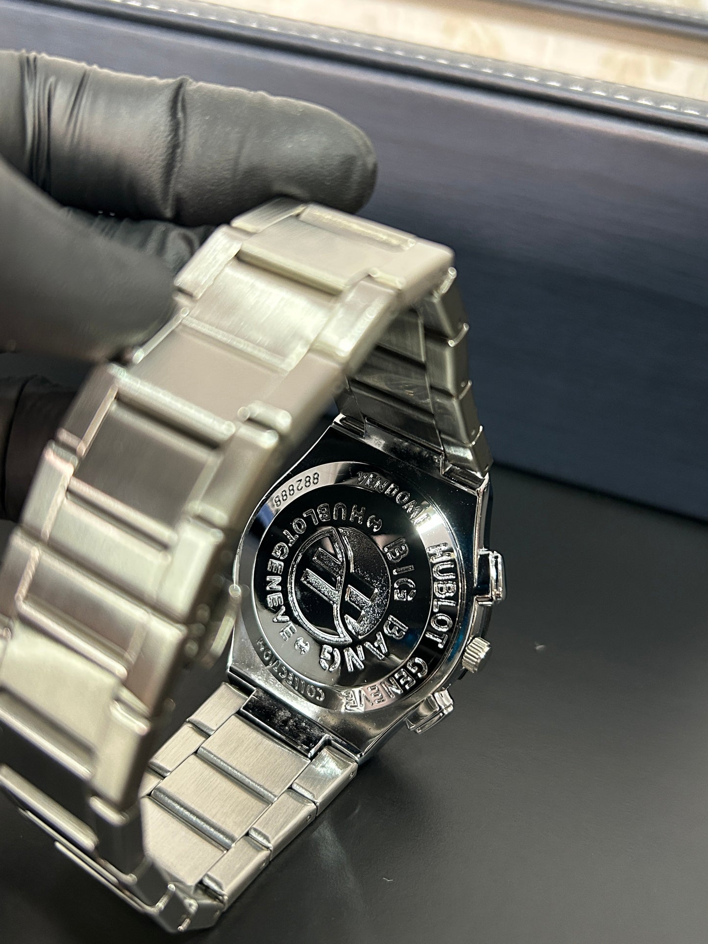 Hub Black Dial & Silver Chain