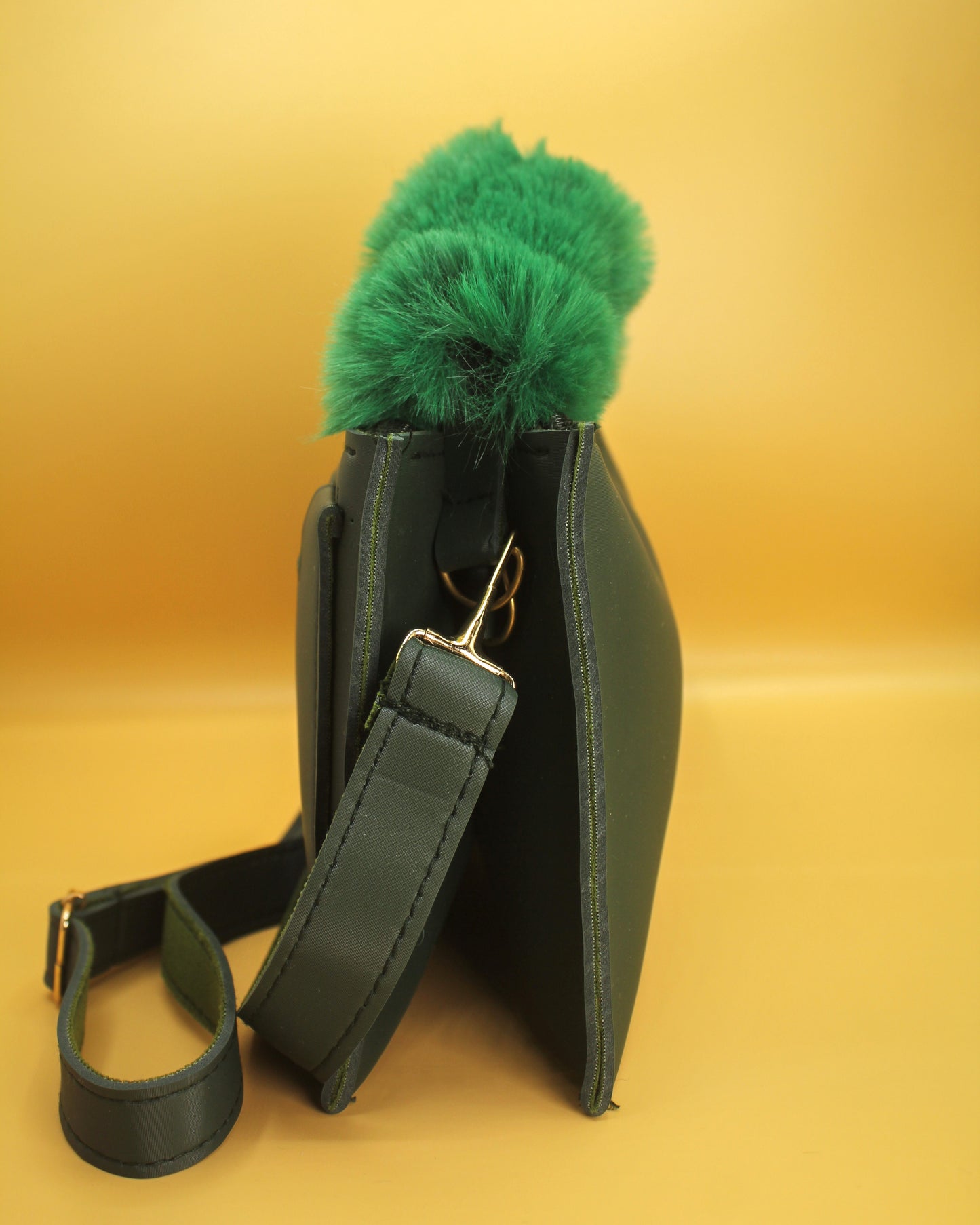 GCI Mobile Pouch