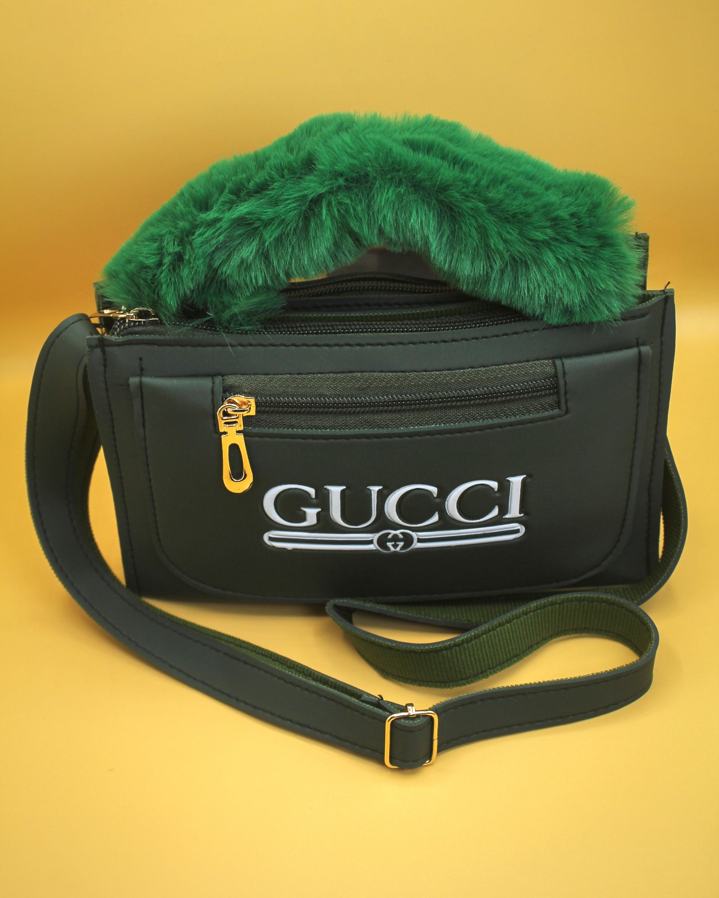 GCI Mobile Pouch