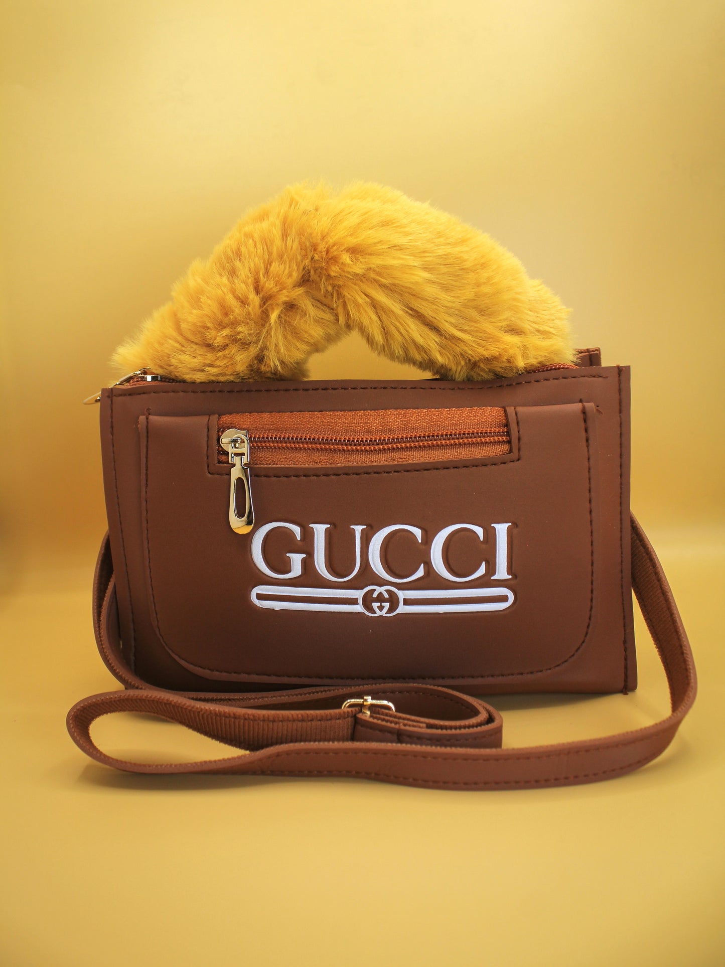 GCI Mobile Pouch
