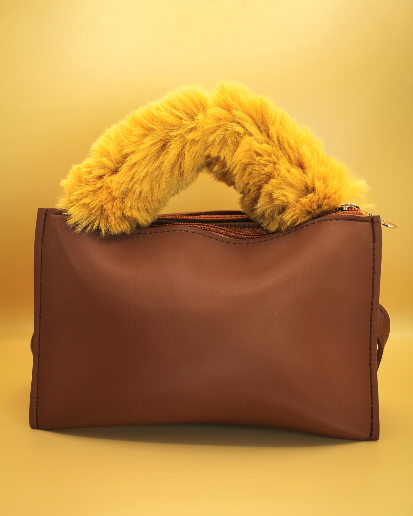 GCI Mobile Pouch
