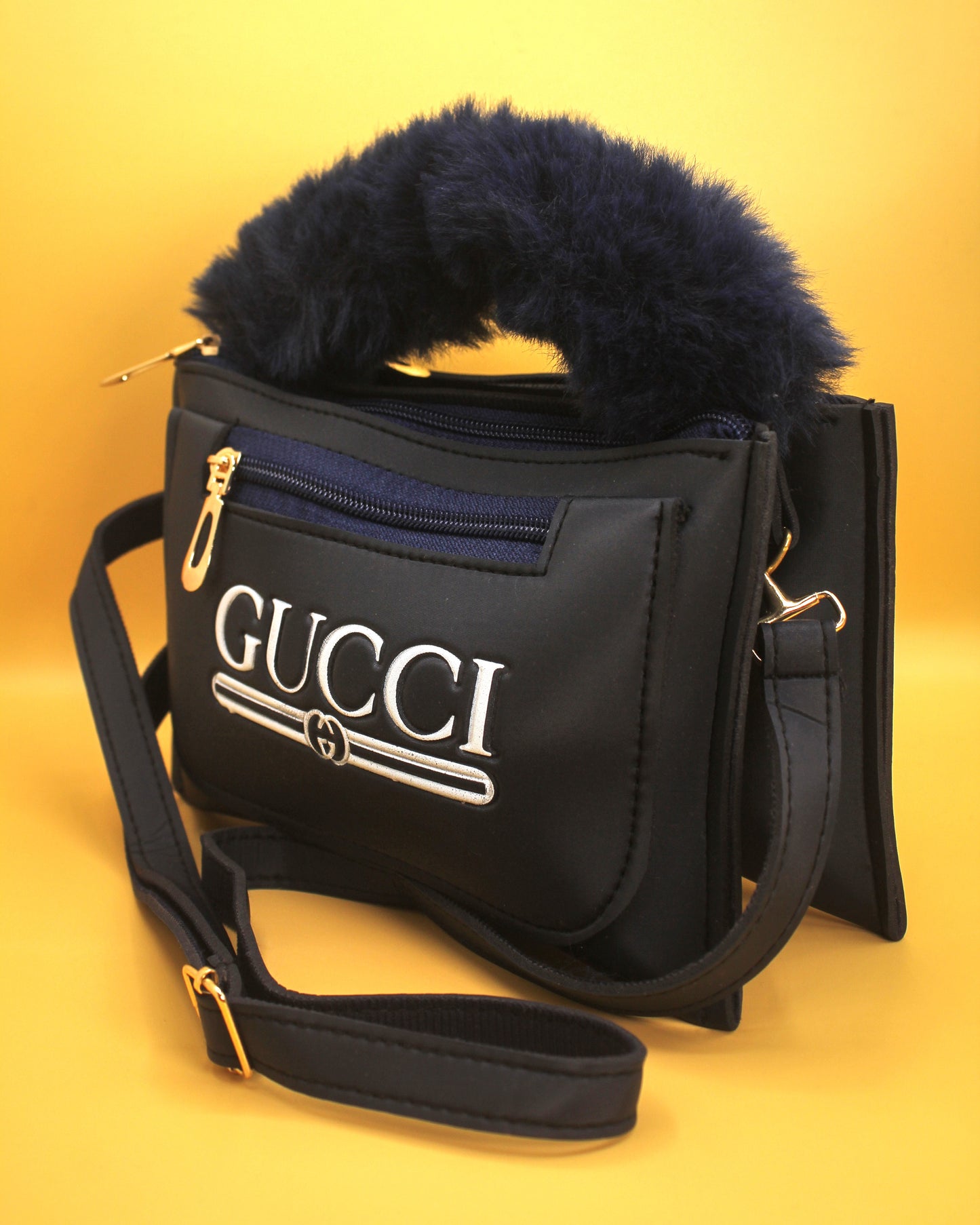 GCI Mobile Pouch