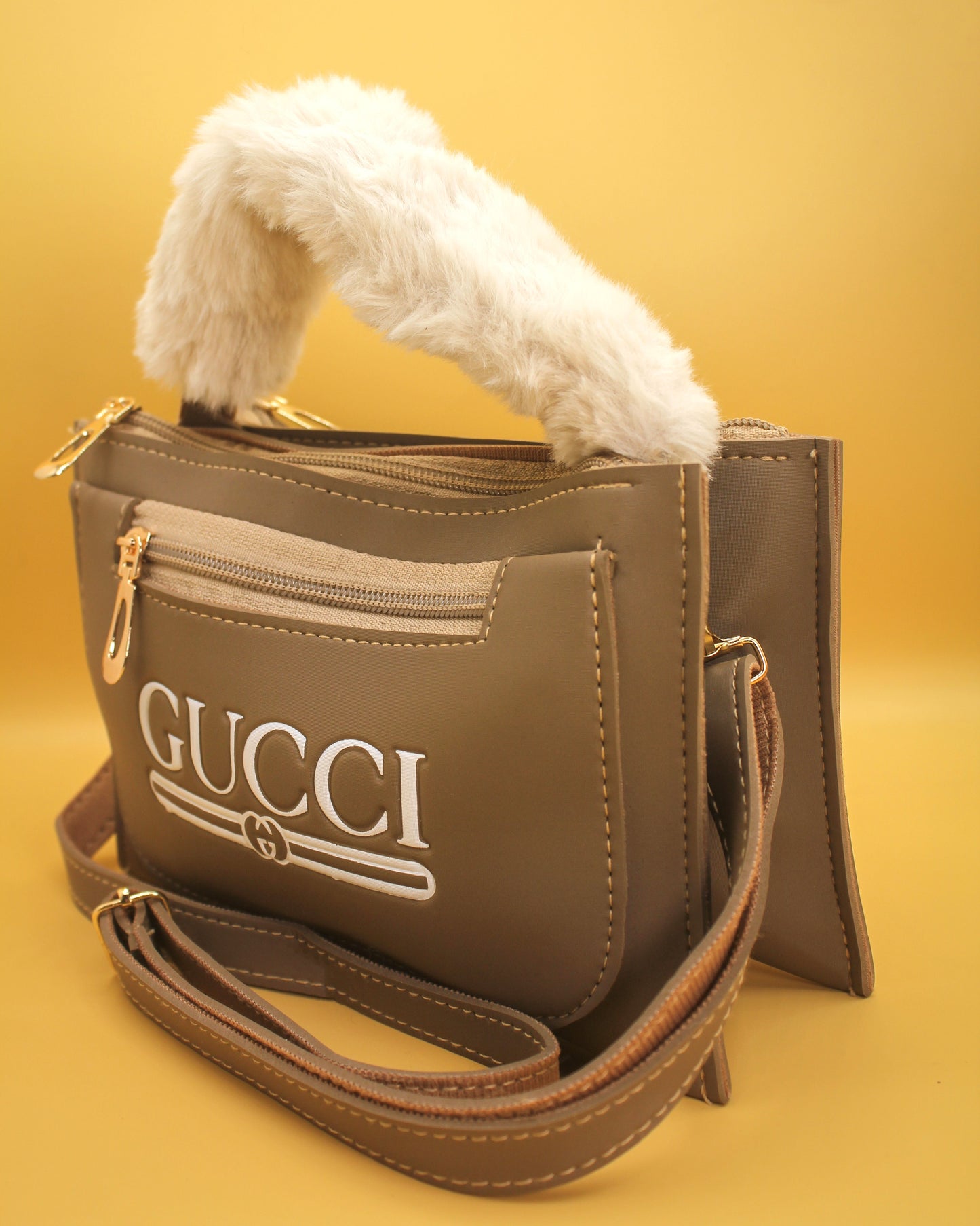 GCI Mobile Pouch