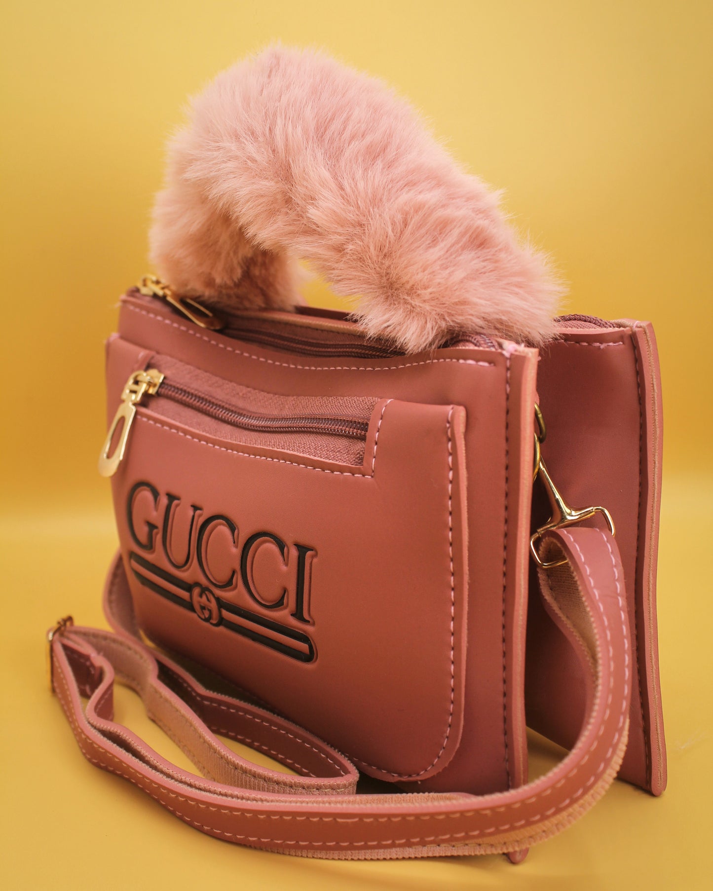 GCI Mobile Pouch