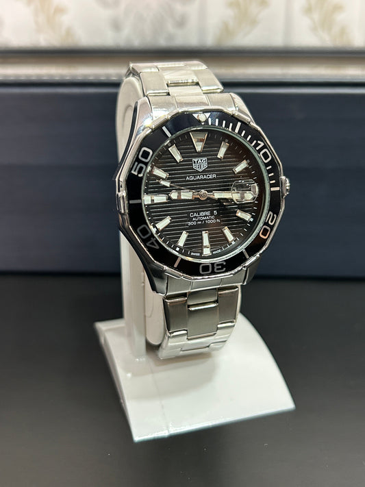 Aquaracer Calibre 5 Black Dial & Silver Chain