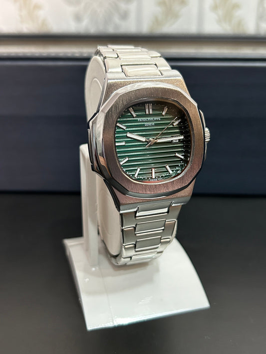 PP Naut  Green Dial & Silver Chain