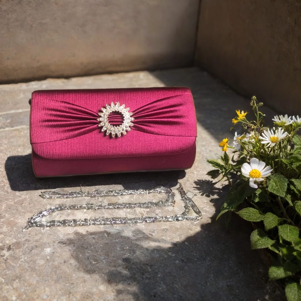 Shiny clutch
